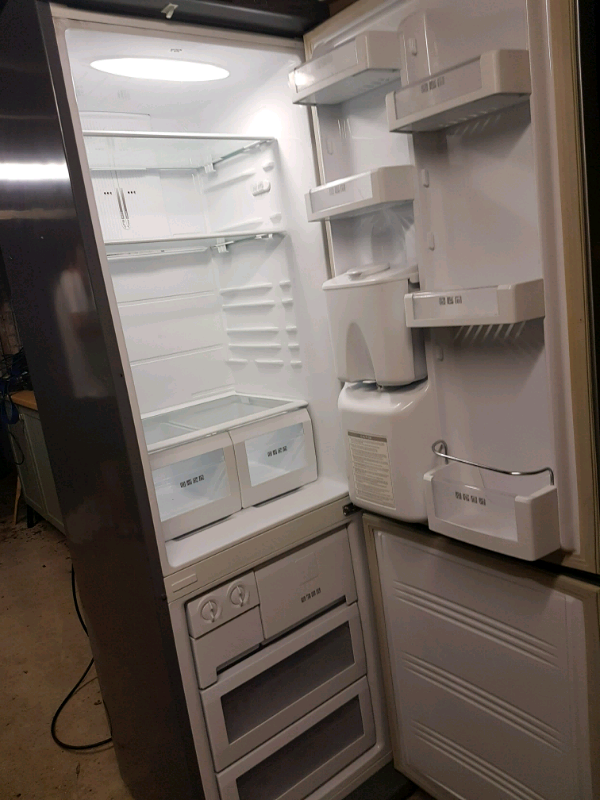 Samsung Fridge freezer for spare or repair in Bulwell, Nottinghamshire Gumtree