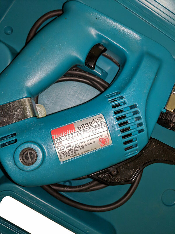 Makita 6832 Corded Auto Feed Variable Speed Screwdriver