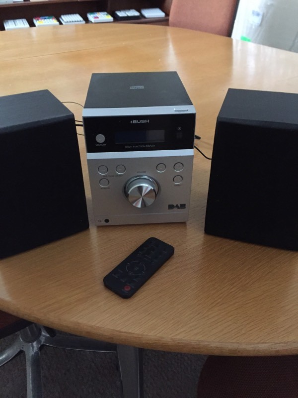 Bush hifi. CD player Dab radio and speakers in Leicester
