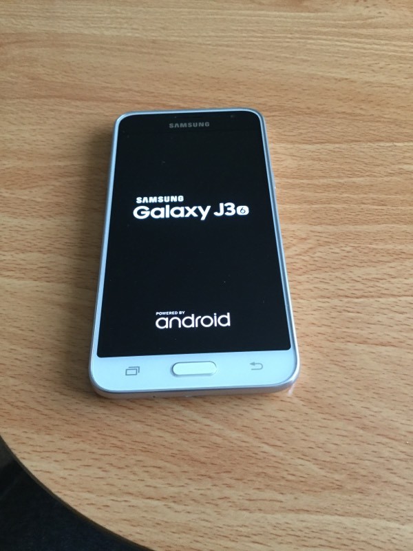 Samsung Galaxy J3 6