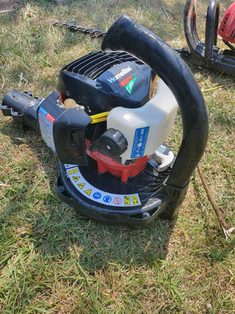Leaf blower homelite | Garden Tools | Gumtree Australia Fraser Coast