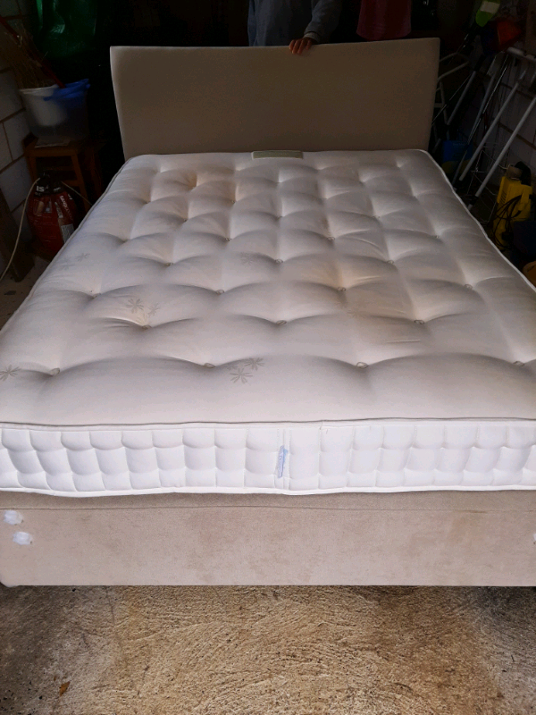 Harrison libeccio 4000 King Size Mattress & Divan 4 Drawer