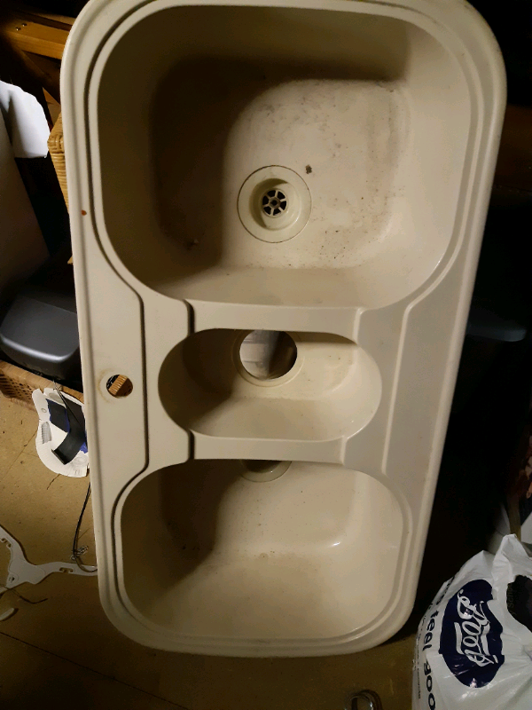Kitchen sink in Wingerworth, Derbyshire Gumtree