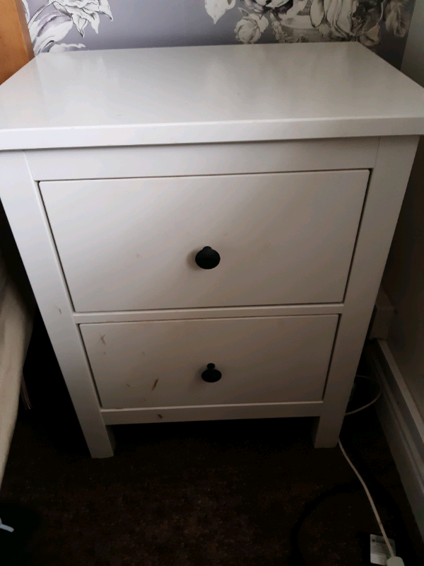 IKEA side table white gloss in Castle Bromwich, West Midlands Gumtree