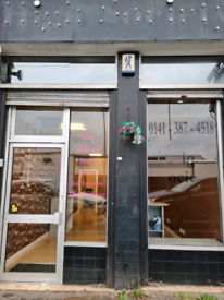 Salon/shop/office/hairdresser/retail shop to rent (3 rooms in rear)