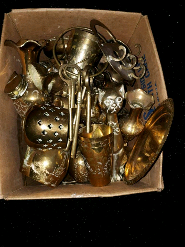 Box of Brass Items in Alloa, Clackmannanshire Gumtree