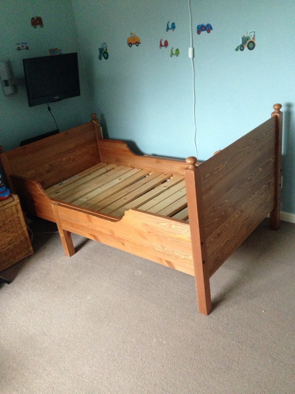 Ikea Daybed Turns Into King ~ Leksvik Ikea extendable toddler bed in Rayleigh, Essex Gumtree Ikea Daybed Turns Into King ~ Leksvik Ikea extendable toddler bed in Rayleigh, Essex Gumtree