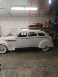 1936 Chrysler Imperial Airflow