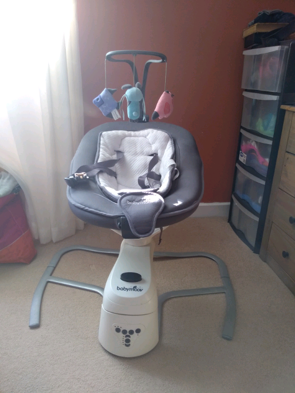 Babymoov swoon motion baby swing chair suitable from newborn in