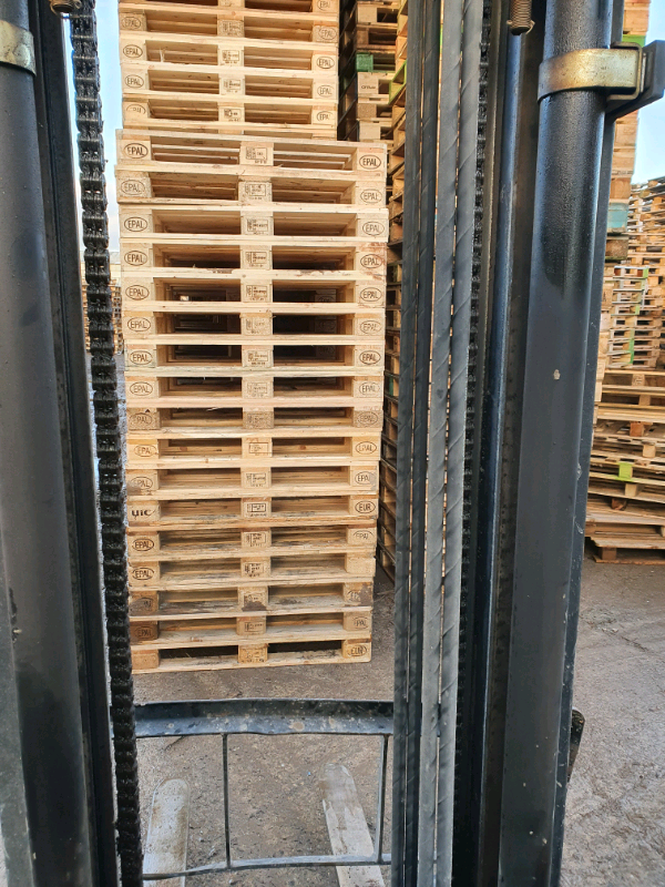Euros pallets a grade £6 each in Hull, East Yorkshire Gumtree