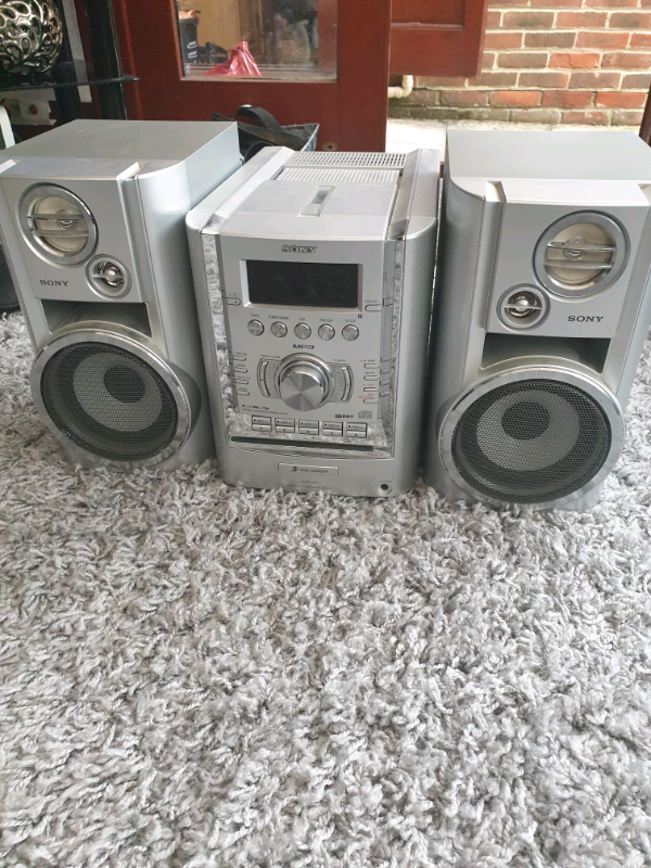 Silver Sony Multi CD player and radio in Ashford, Kent Gumtree