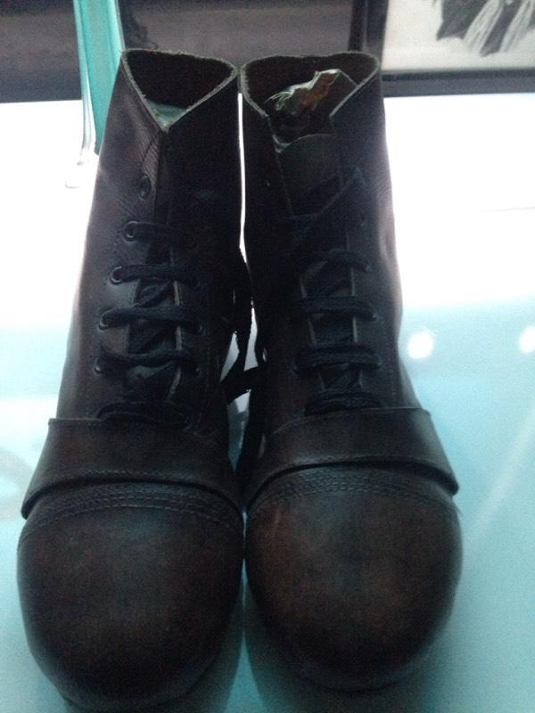 Old pair of football boots in Parkhead, Glasgow Gumtree