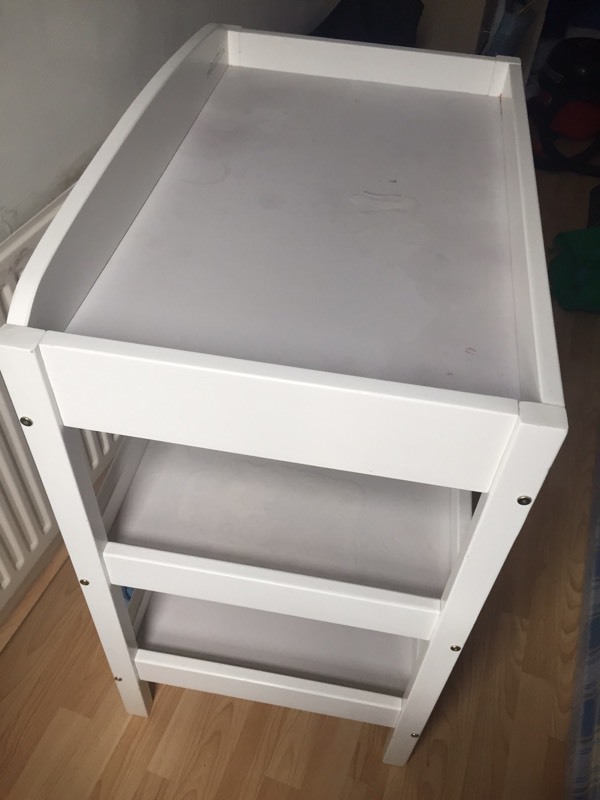 clara changing unit £15 | in Kilburn, London | Gumtree
