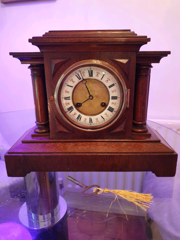 Outstanding quality antique chiming clock. Serviced and working. in