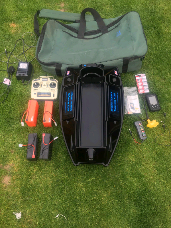 Angling technics technicat mk11 bait boat in Stowmarket, Suffolk