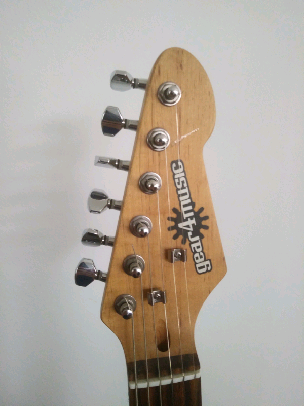 Electric Guitar in Leslie, Fife Gumtree