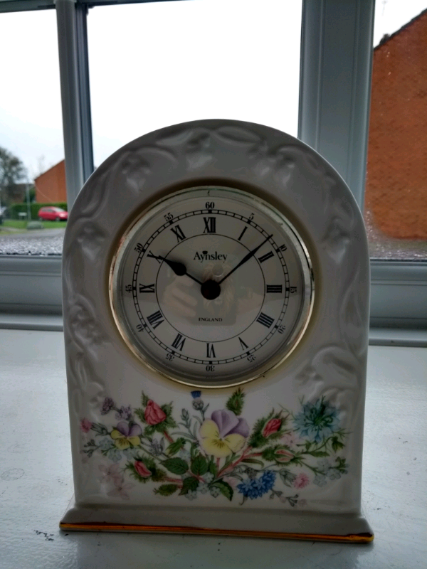 Aynsley mantlepiece clock in Gainsborough, Lincolnshire Gumtree