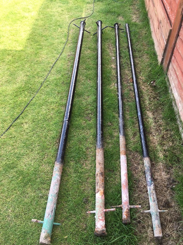 Washing line posts x4 in Aberdeen Gumtree