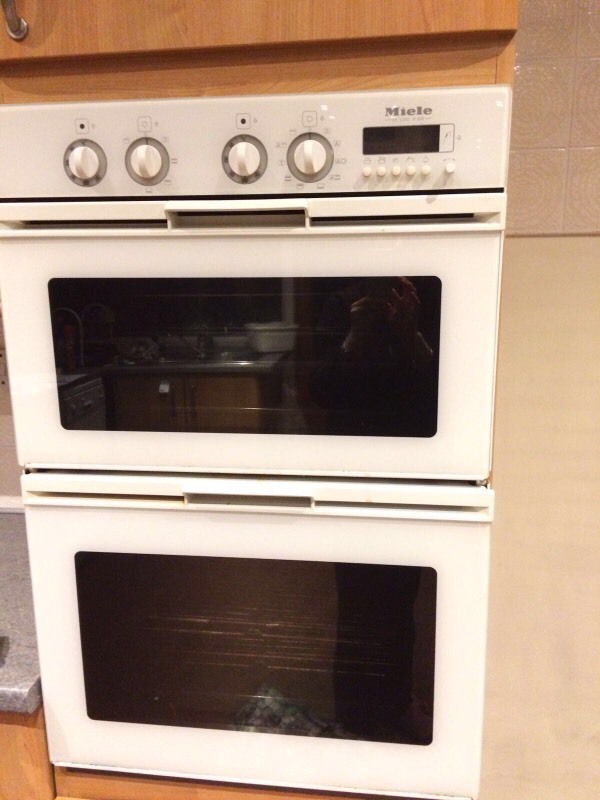 Miele integrated double oven de luxe H 809 double fan oven in white