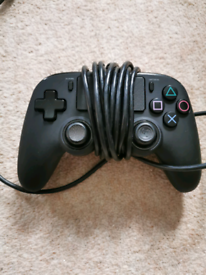 PlayStation 4 wired controller great condition can deliver