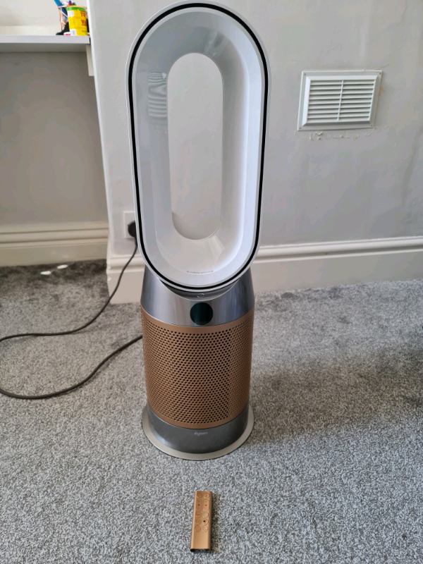 Dyson HP09 Purifier fan heater in Bolton, Manchester Gumtree