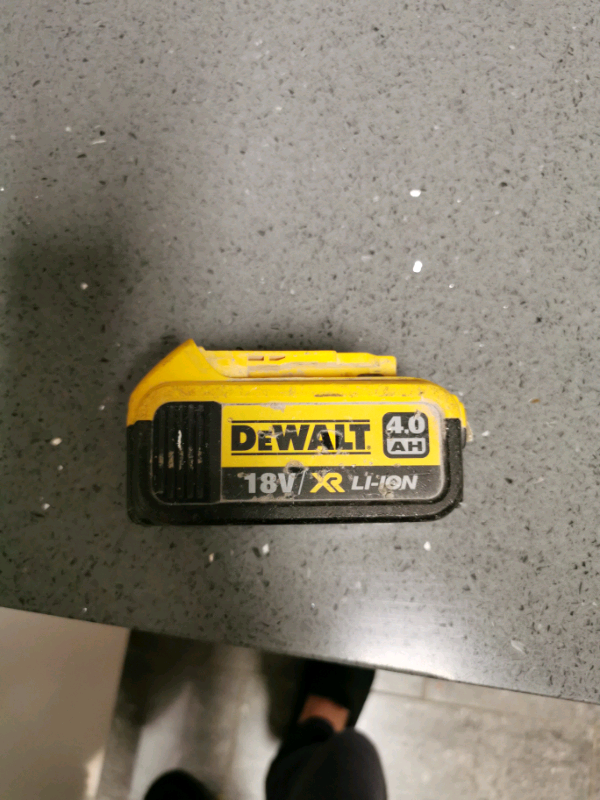 Аккумулятор dewalt 4ah