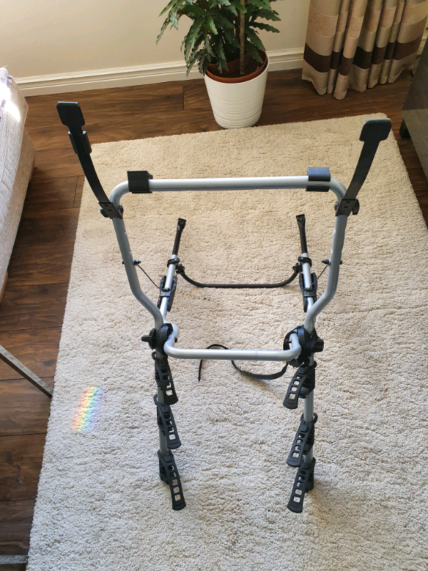 thule hatchback bike rack