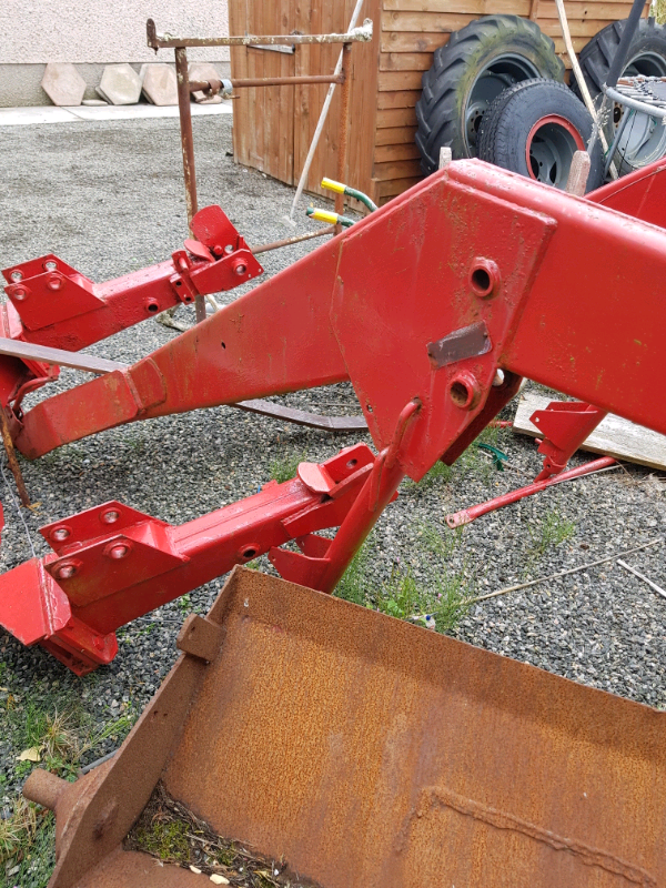 Tractor front loader in Isle Of Lewis, Na HEileanan an Iar Gumtree