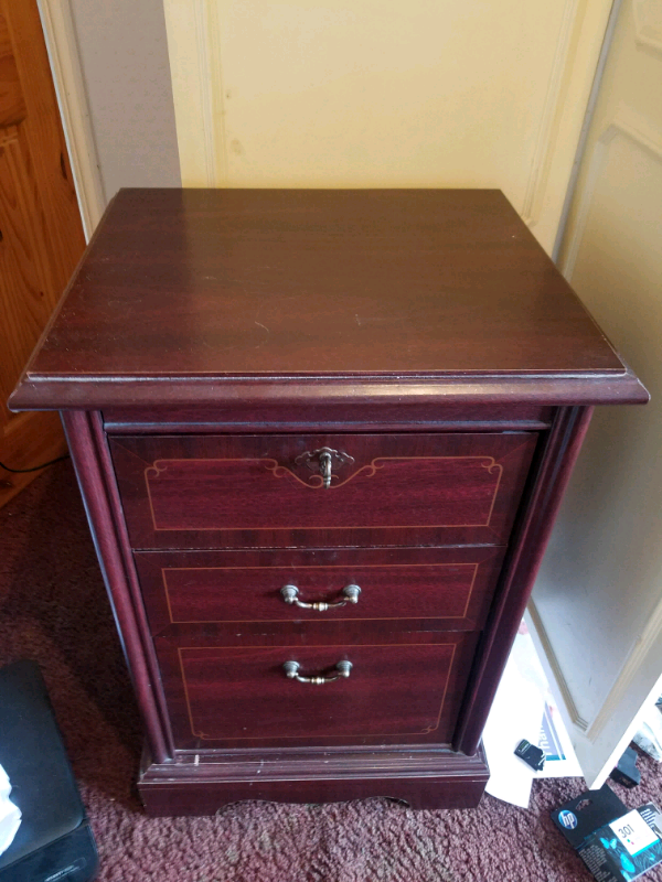 Bedside table in Bromsgrove, Worcestershire Gumtree