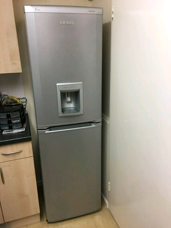 Sliver Beko water dispenser frost free fridge freezer in Bradford