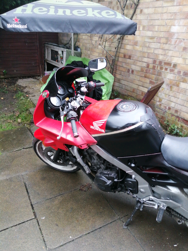 Honda cbr 600f2