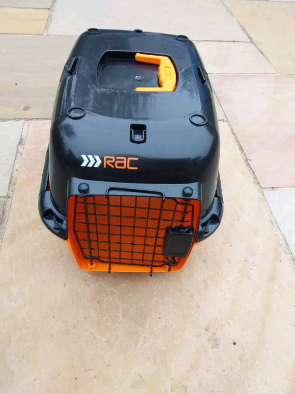 RAC pet carrier dog or cat medium v good condition in High Lane