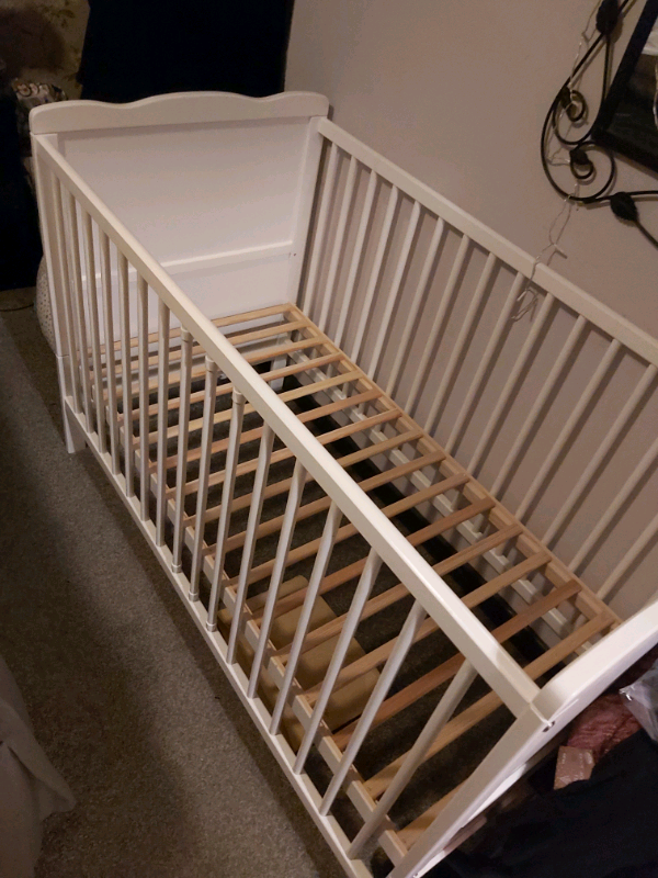Cot bed for sale in Benfleet, Essex Gumtree