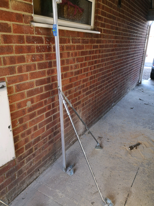 Bricklaying corner profile (pair) in Huntington, North Yorkshire