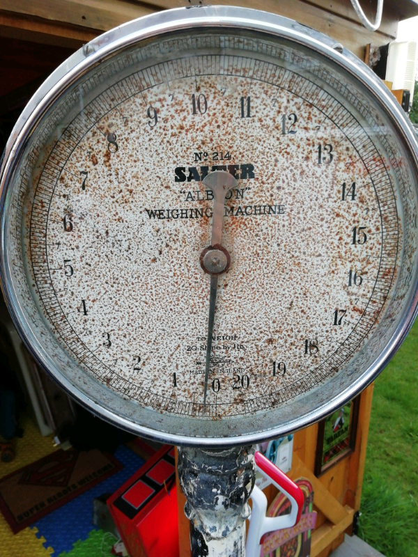 Salter Albion bathroom weighing scales vintage retro cast antique vict