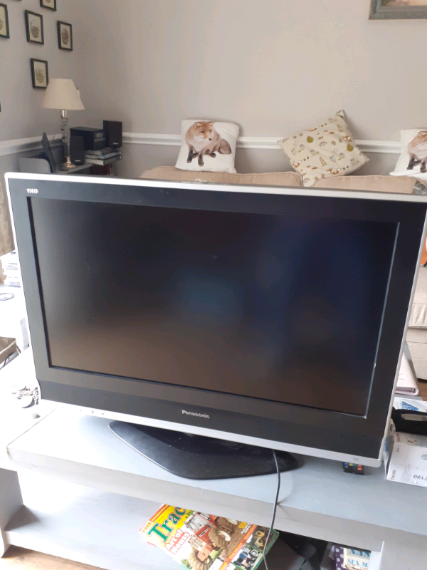 Panasonic 32" LCD TV Viera link | in Bridgend | Gumtree