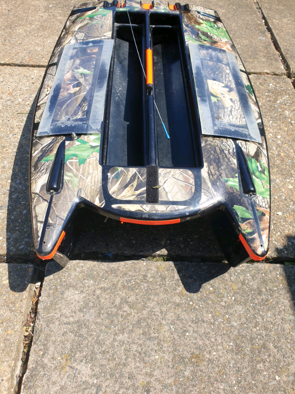 Angling technics microcat bait boat in Lowestoft, Suffolk Gumtree