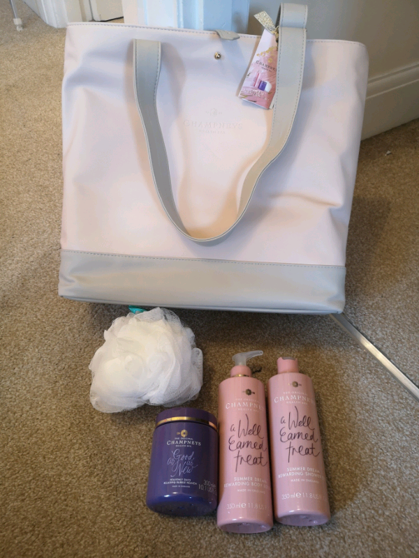 Luxury champneys gift set with bag in Worthing, West Sussex Gumtree