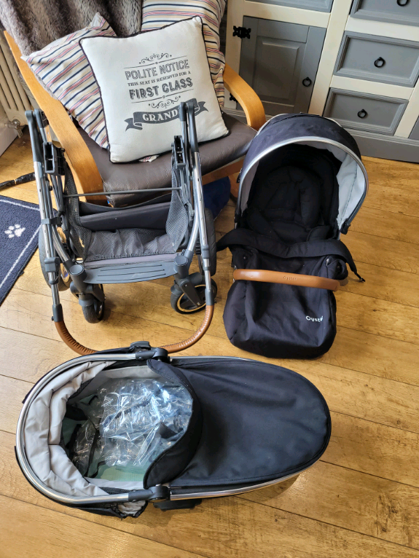 Oyster 2 travel system in Swallownest, South Yorkshire Gumtree