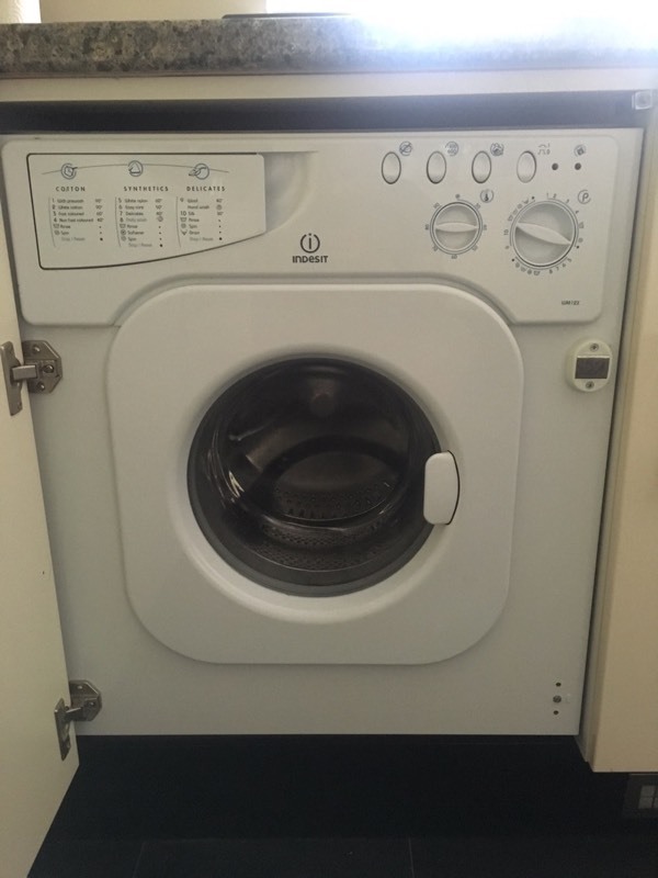 Indesit WM12X Integrated Washing Machine in Pudsey, West Yorkshire