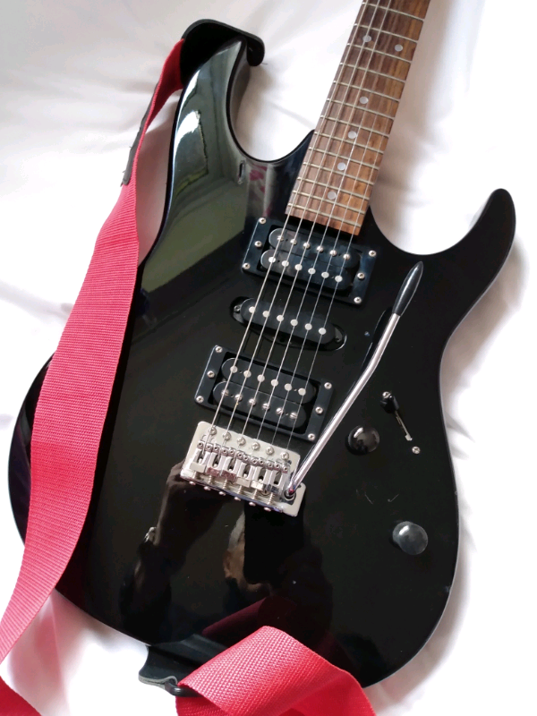 IBANEZ GIO electric guitar, strap, whammy bar, recent set up in