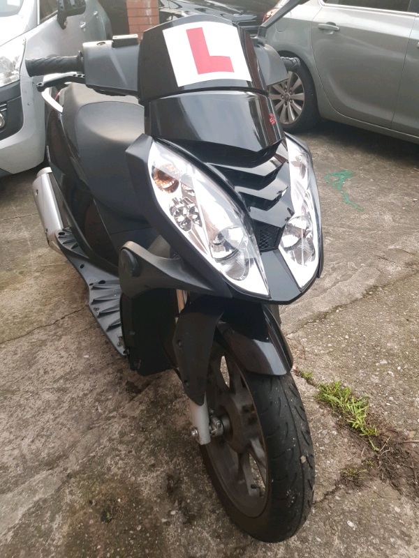 Moped 125 in Birmingham City Centre, West Midlands Gumtree