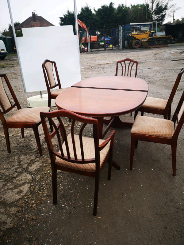 William Lawrence dining table and 6 chairs in Birmingham, West