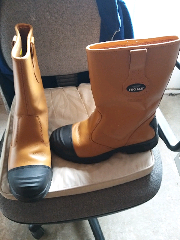 trojan high leg safety boots