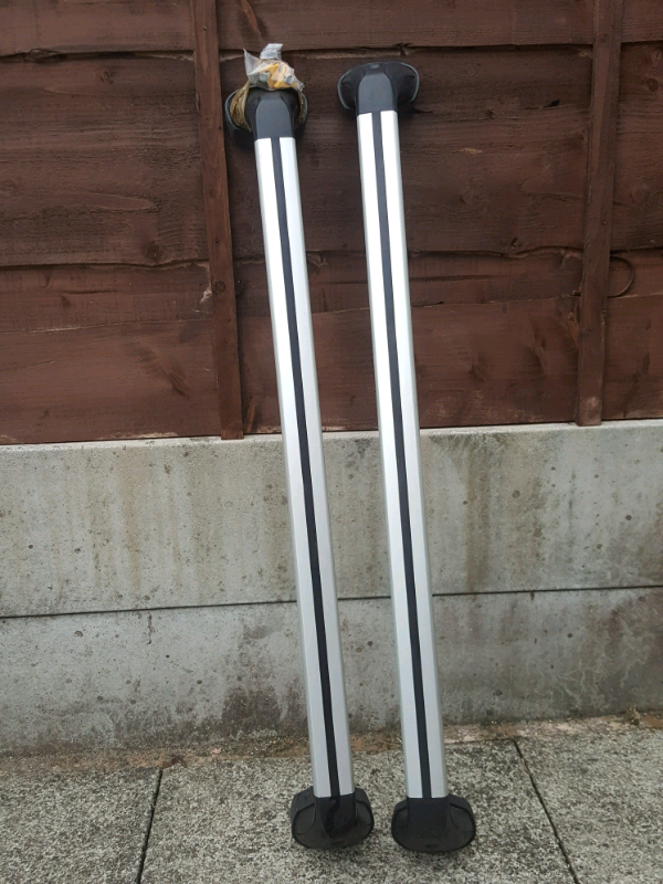 Hyundai i30 roof rack bars in Bolton, Manchester Gumtree