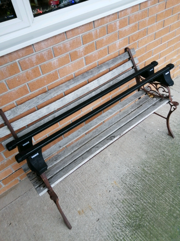 Thule Roof Bars for a Ford