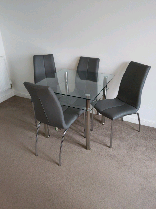 Table and chairs | in Rochford, Essex | Gumtree