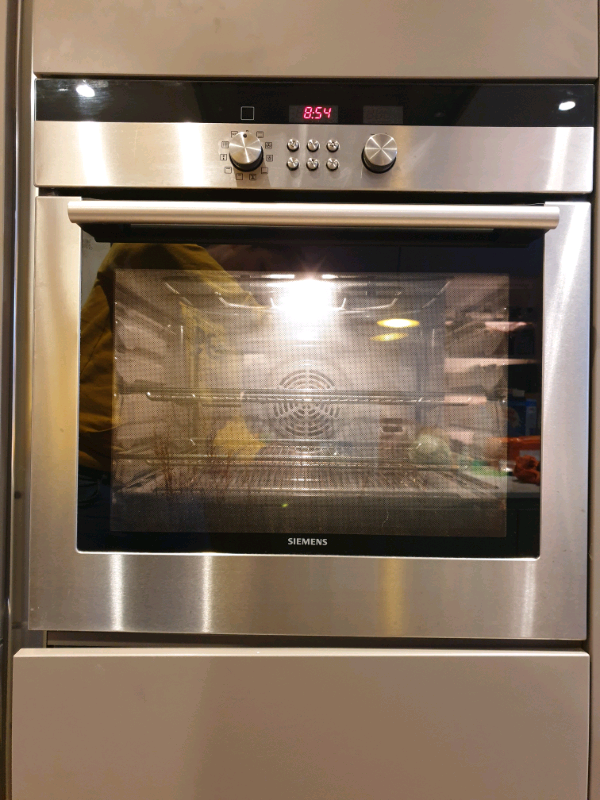 Siemens HB750550B Electric Oven Automatic Pyrolytic Self Cleaning