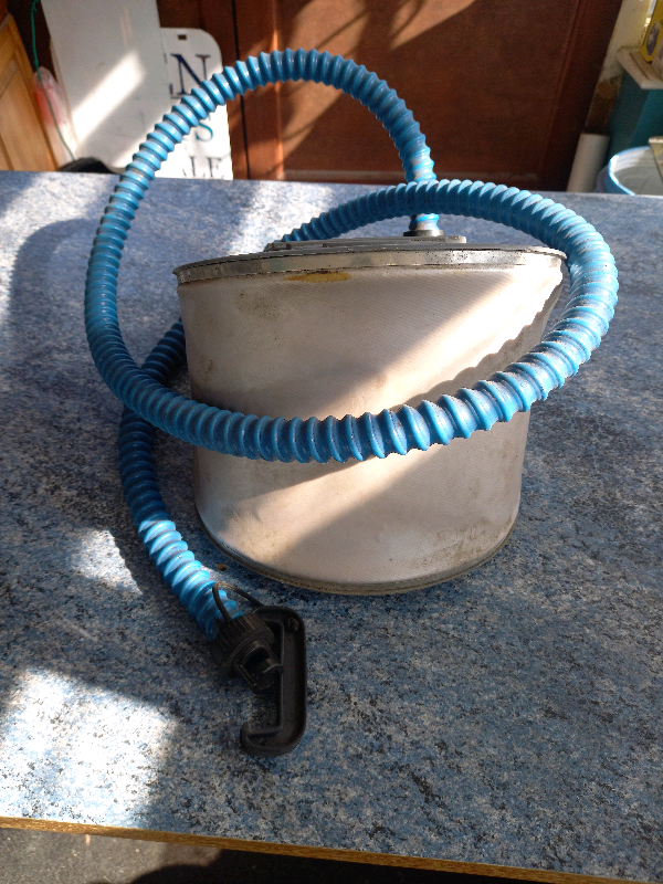 Avon foot dingy pump with end fitting in Poole, Dorset Gumtree