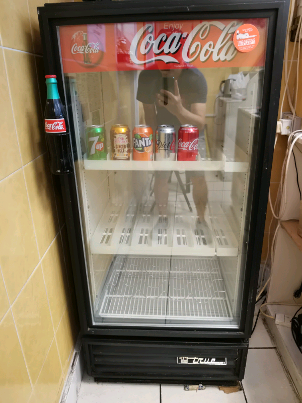 commercial drinks fridge for sell in Elephant and Castle